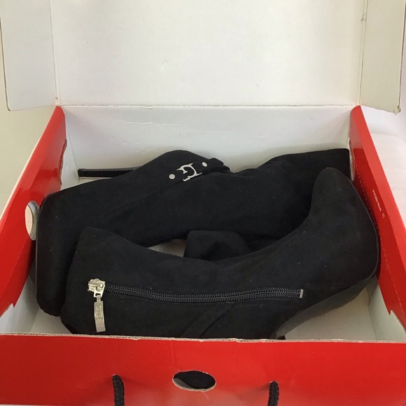 GUESS WOMEN GOTH BLACK SOFT SUADE SQUARE TOE LONG KNEE LENGTH HEEL BOOTS SIZE 6M - Picture 6 of 7